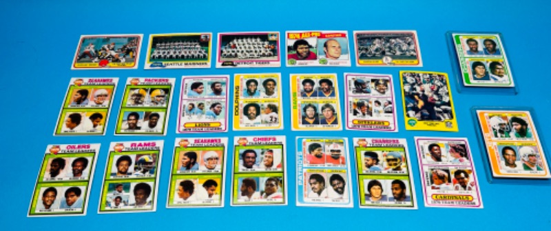 Photo 1 of 686164…vintage 1978-81 team leaders football cards in 2 thick top loaders 