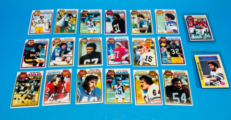 Photo 1 of 686165…  20 vintage 1978 and 1979 football cards  in 2 thick toploaders -some may show wear due to age