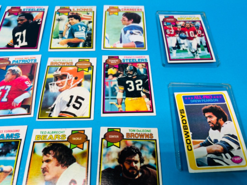 Photo 2 of 686165…  20 vintage 1978 and 1979 football cards  in 2 thick toploaders -some may show wear due to age