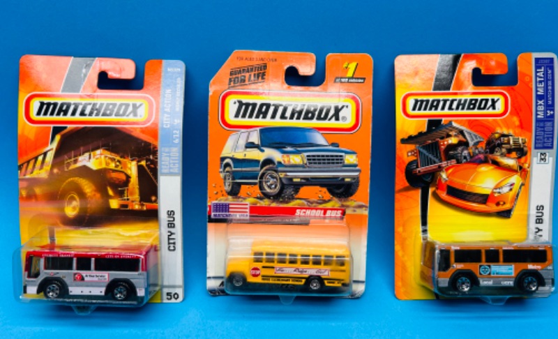 Photo 1 of 686220…3 matchbox die cast buses 