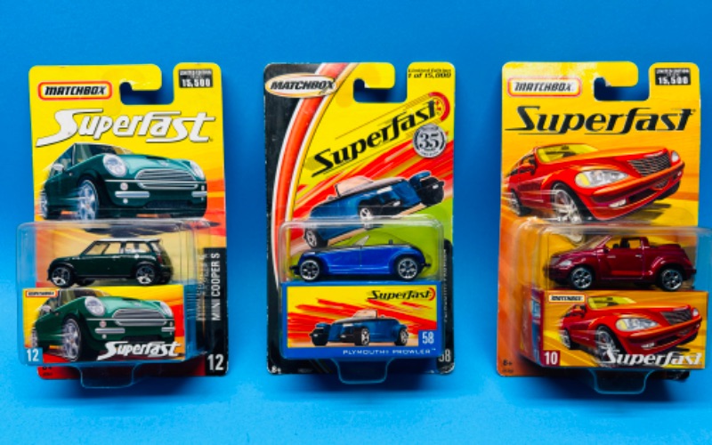 Photo 1 of 686221…3 matchbox superfast cars