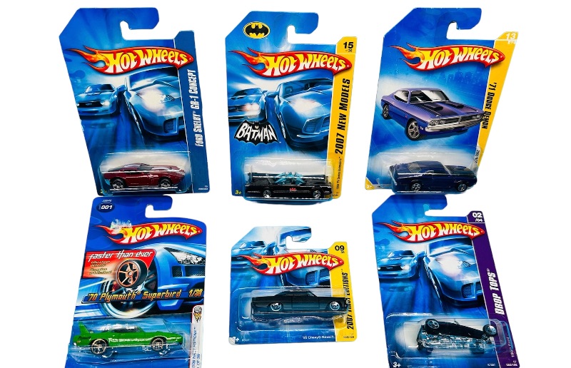 Photo 1 of 686262… 6 hot wheels die cast cars 