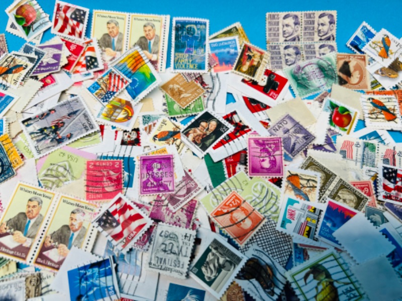 Photo 6 of 686368…hundreds of used stamps 