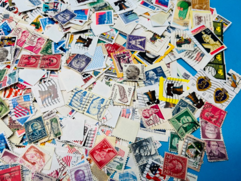 Photo 6 of 686369… hundreds of used stamps 