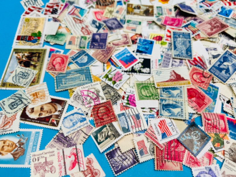 Photo 5 of 686373…hundreds of vintage used stamps 