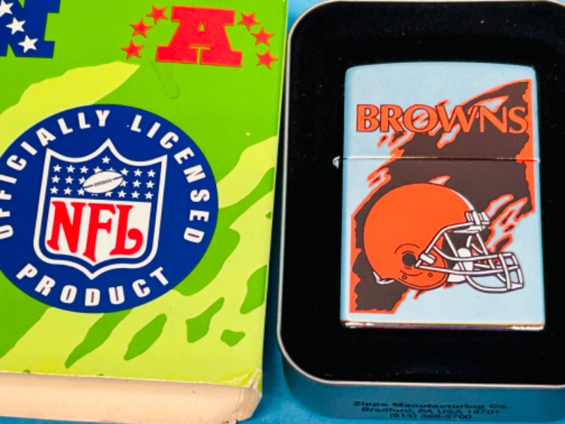 Photo 2 of 686407…Zippo NFL Browns lighter in case