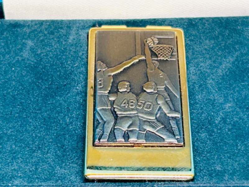 Photo 2 of 686414…vintage Ansen basketball themed money clip in gift box