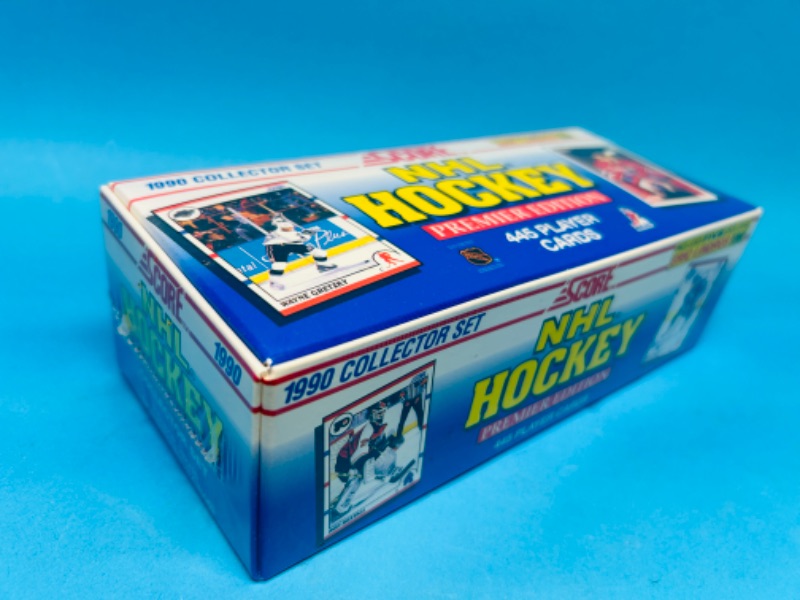 Photo 3 of 686426…sealed 1990 Score Hockey premier edition cards