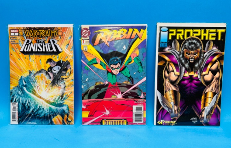 Photo 1 of 686435… 3 comics all #1’s in plastic sleeves 