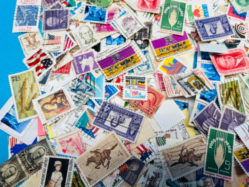 Photo 7 of 686438…hundreds of vintage used stamps 