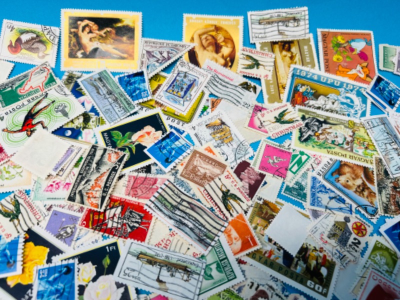 Photo 4 of 686440…hundreds of used worldwide-other countries-stamps