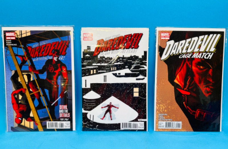 Photo 1 of 686537…3 Daredevil comics in plastic sleeves 