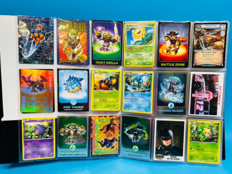 Photo 1 of 686553… 252 mixed character and comic cards in binder 