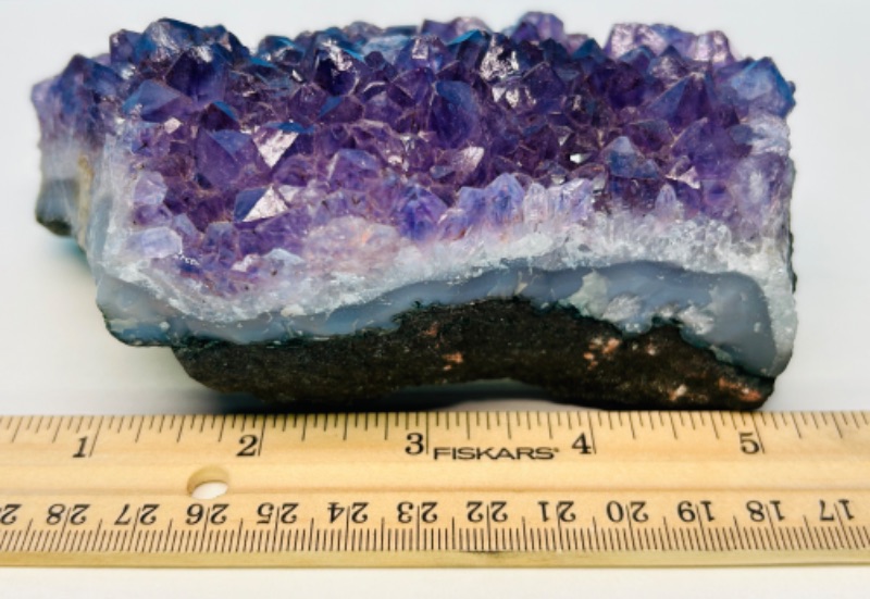 Photo 1 of 686558…5” amethyst crystal geode rock