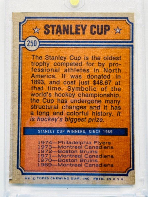 Photo 2 of 686571…1973 Stanley Cup Philadelphia Flyers card 250 and hard plastic case