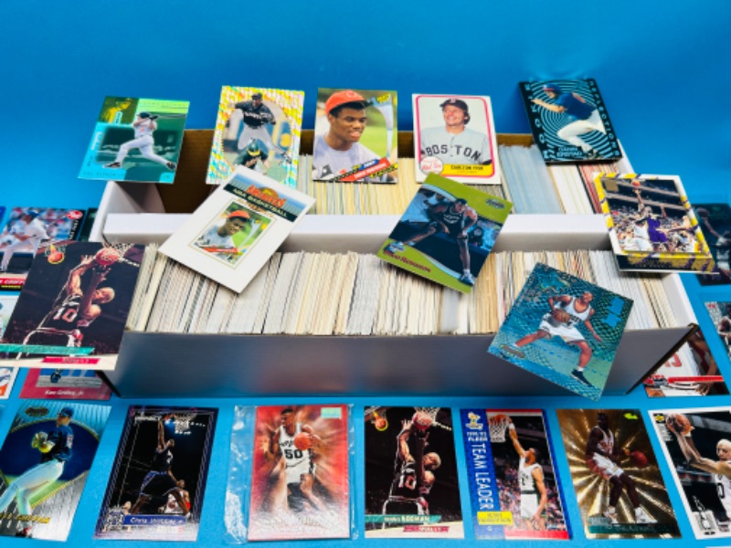 Photo 3 of 686670…1500+ mixed basketball and baseball cards in box