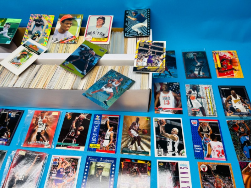 Photo 7 of 686670…1500+ mixed basketball and baseball cards in box