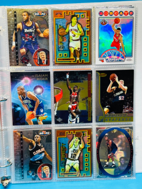 Photo 8 of 686674…108  mixed basketball refractor, chrome, and foil cards in binder 