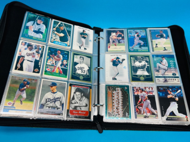 Photo 14 of 686692…360 mixed baseball trading cards in binder 