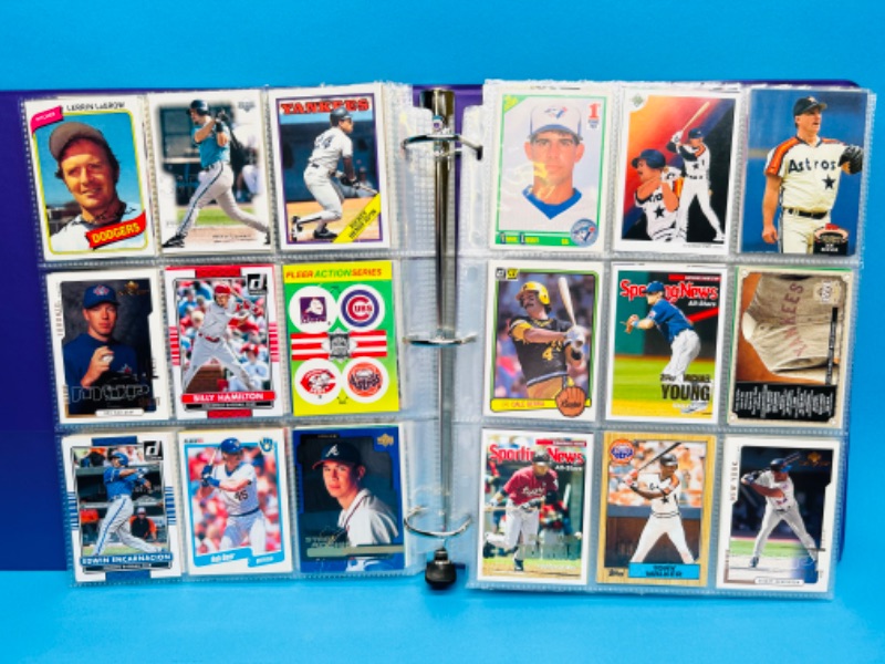 Photo 12 of 686710…360 mixed baseball trading cards in binder 