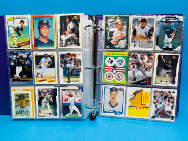 Photo 14 of 686710…360 mixed baseball trading cards in binder 