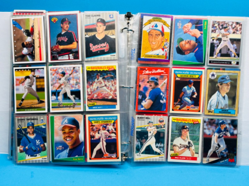 Photo 17 of 686724…360 mixed baseball trading cards in binder 