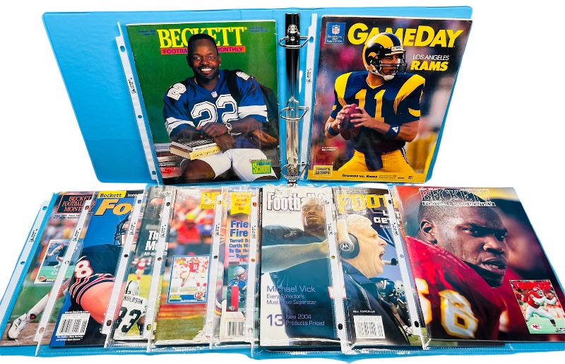 Photo 1 of 686727…10 Beckett football magazines in sleeves 1988-2004 in binder