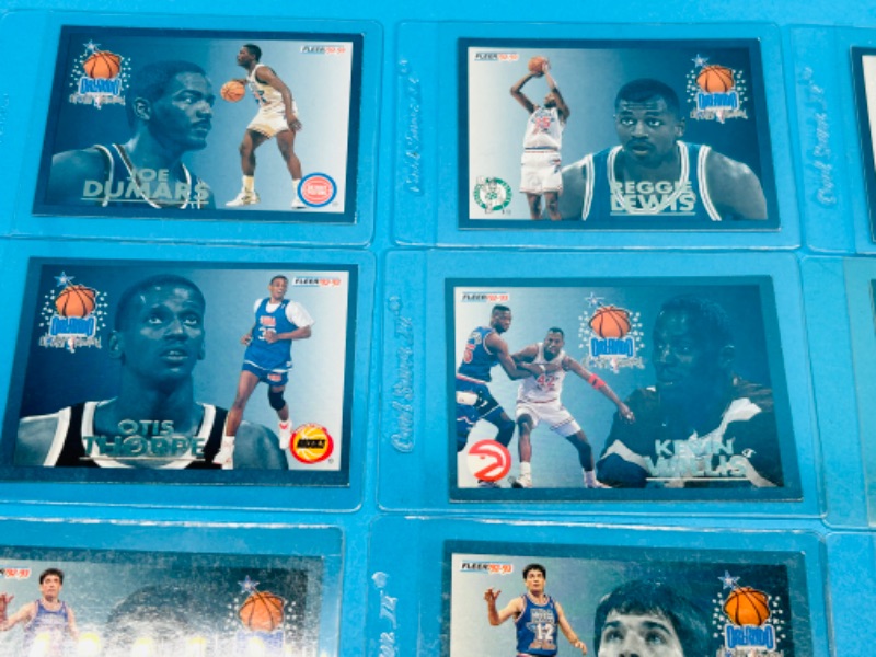 Photo 3 of 686755…12 Fleer Orlando basketball cards in hard plastic sleeves 