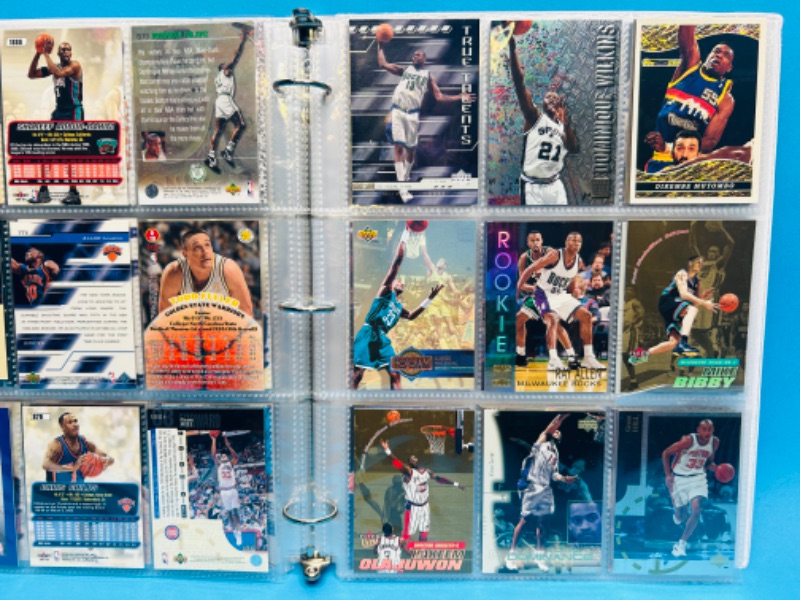 Photo 1 of 686776…final sale no returns/refunds-108 mixed basketball refractor, foil, chrom, holo cards in binder 