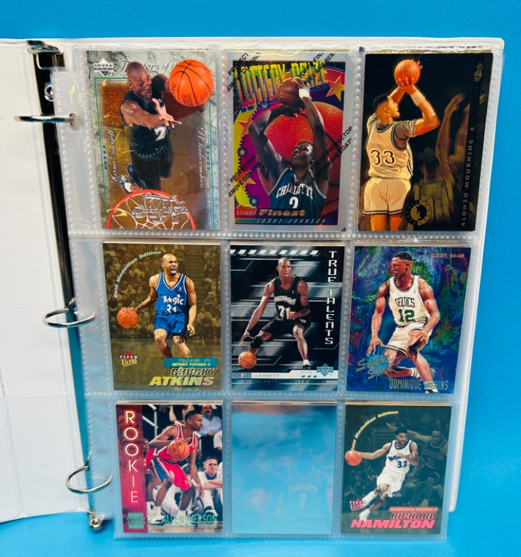 Photo 1 of 686776…final sale no returns/refunds-108 mixed basketball refractor, foil, chrom, holo cards in binder 