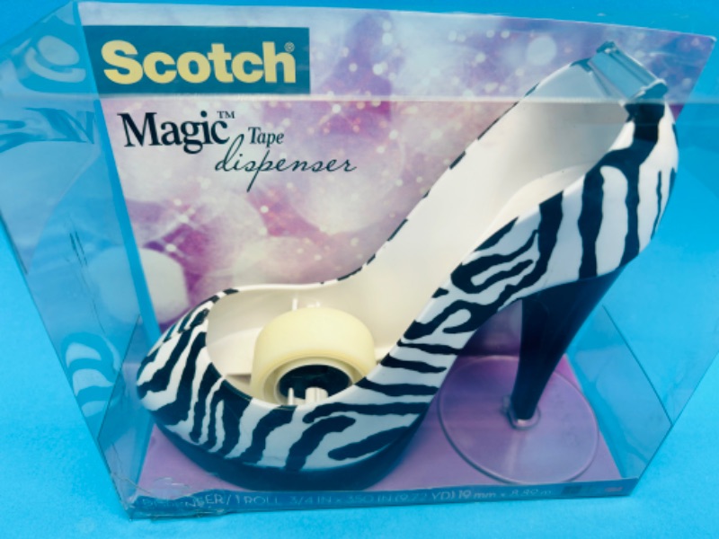 Photo 2 of 686784…scotch Magic tape dispenser 