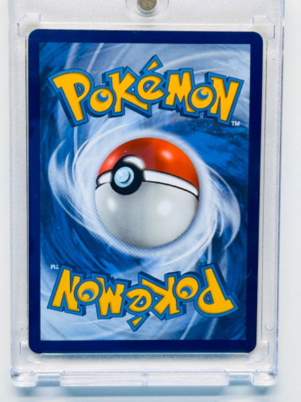 Photo 2 of 686823…Pokémon holo Radiant Gardeboir card 069/196  in hard plastic case