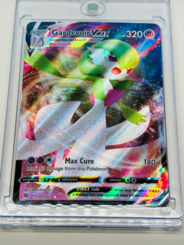 Photo 3 of 686831…Pokémon holo Gardevoir VMax card 017/073  in hard plastic case