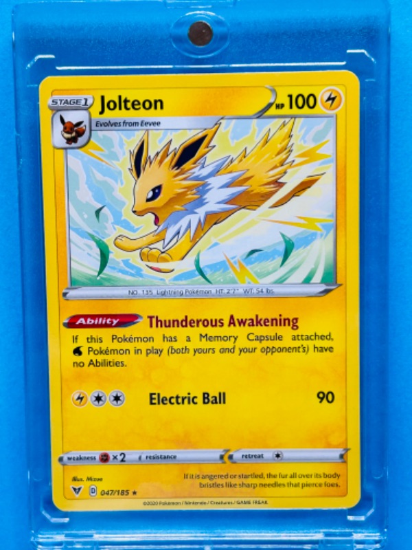 Photo 1 of 686835…Pokémon Jolteon card047/185  in hard plastic case