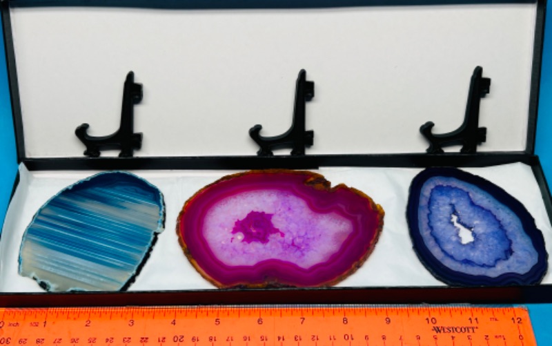 Photo 1 of 686864…3 agate slices with stands in gift box 