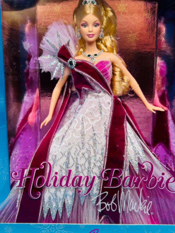 Photo 2 of 686883…2005 holiday Barbie by Bob Mackie doll