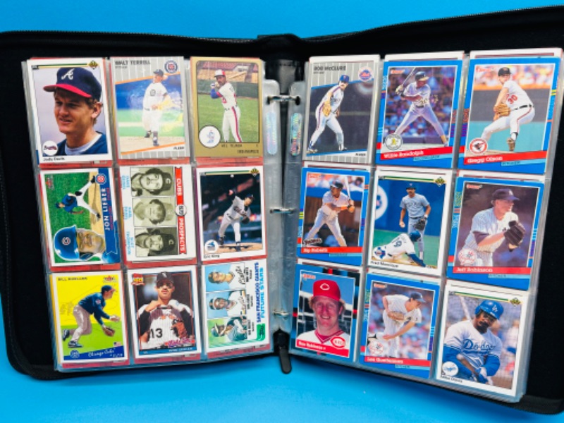 Photo 22 of 686886…final sale no returns/refunds-468 mixed baseball cards in binder 