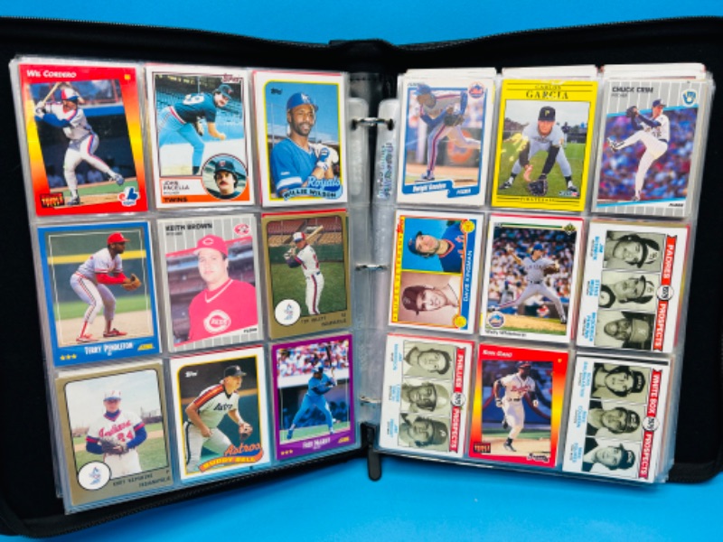 Photo 23 of 686886…final sale no returns/refunds-468 mixed baseball cards in binder 