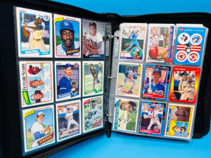 Photo 8 of 686886…final sale no returns/refunds-468 mixed baseball cards in binder 