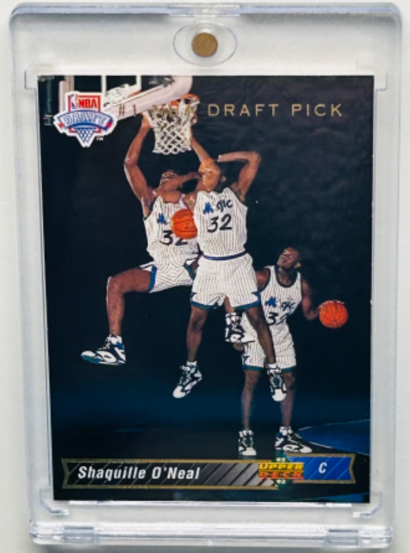 Photo 1 of 686898…1993 Shaquille O’Neal Rookie card 1 Magic in hard plastic case 