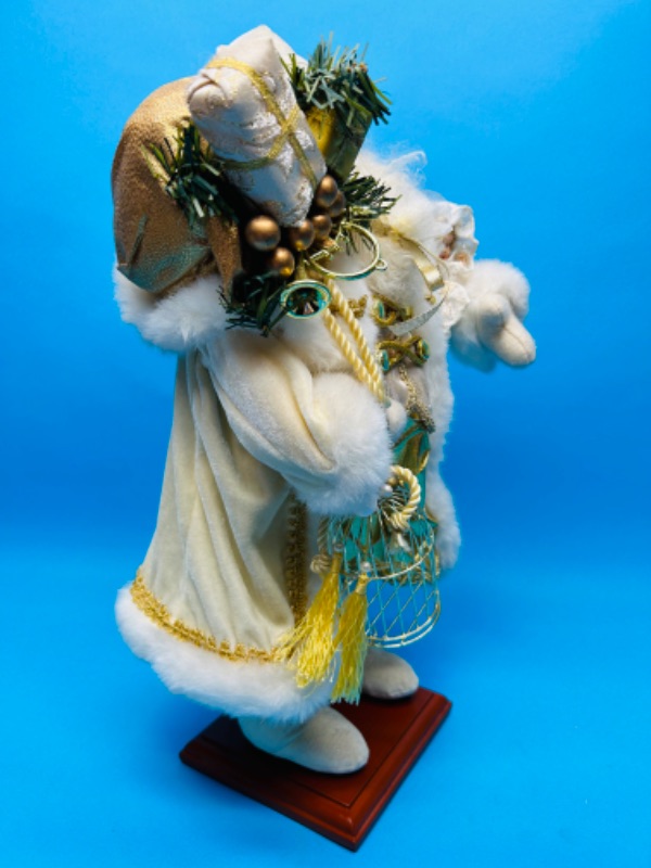 Photo 4 of 686909…18” old time Santa 