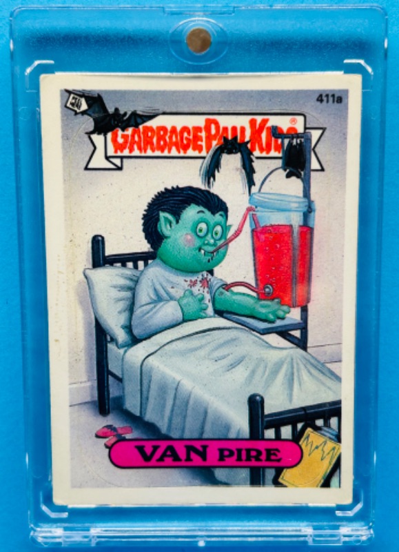 Photo 1 of 686933… vintage garbage pail kid van pire sticker card in hard plastic case
