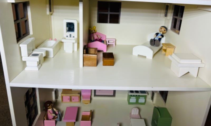 Photo 5 of 686935…xxlarge 2 foot 5” x 15 D x 20 W wood dollhouse with furniture and dolls