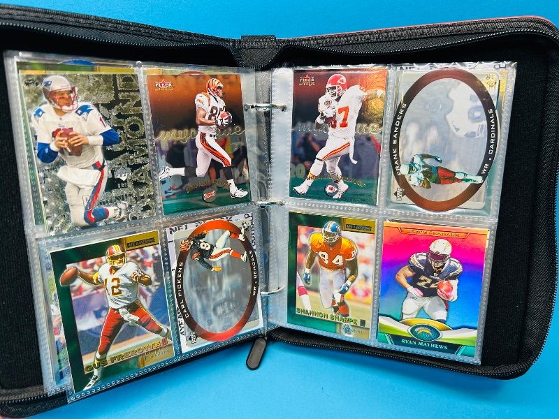 Photo 9 of 686953…final sale no returns/refunds-120 mixed refractor, holo, chrome cards in binder 