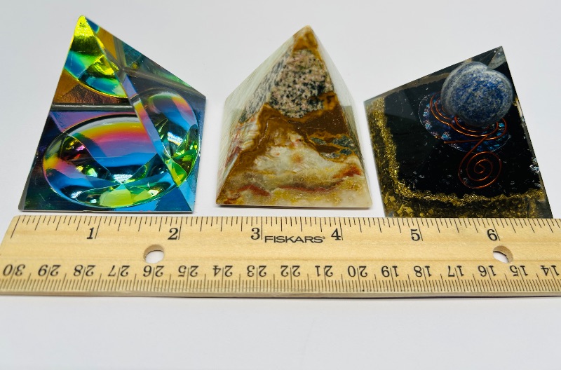 Photo 5 of 687033…3 decorative pyramids- stone and acrylic 