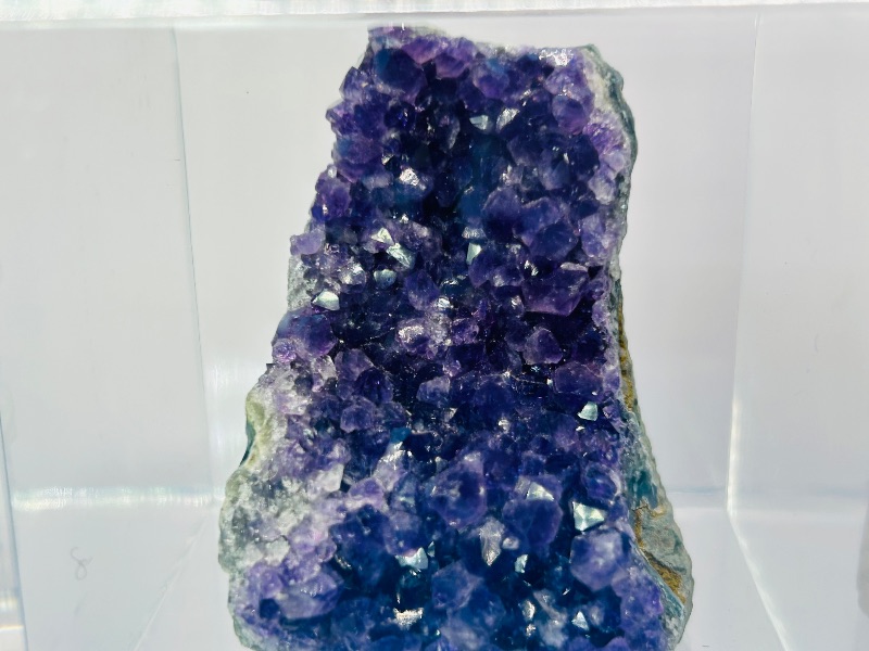 Photo 4 of 687036…amethyst rock in 3 x 3” display case