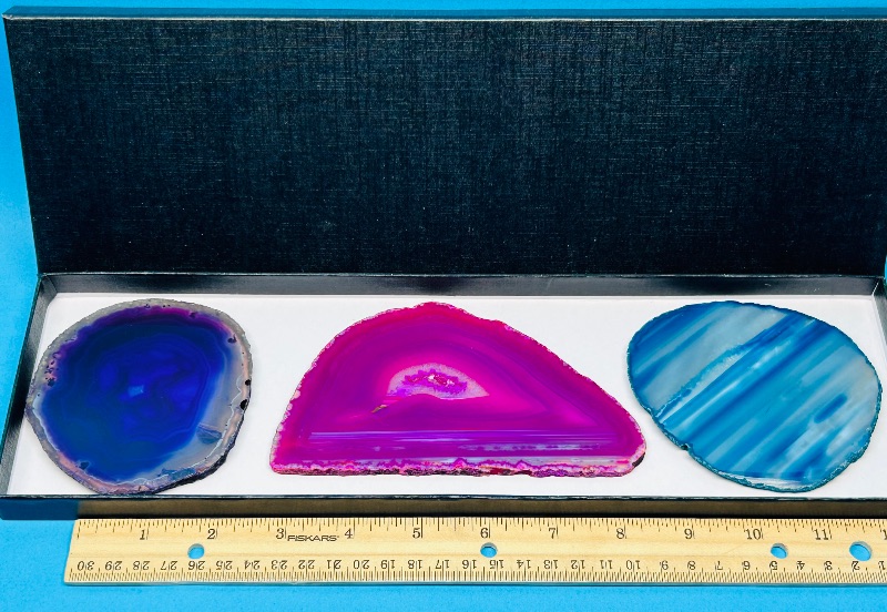 Photo 1 of 687044…3 agate slices in gift box