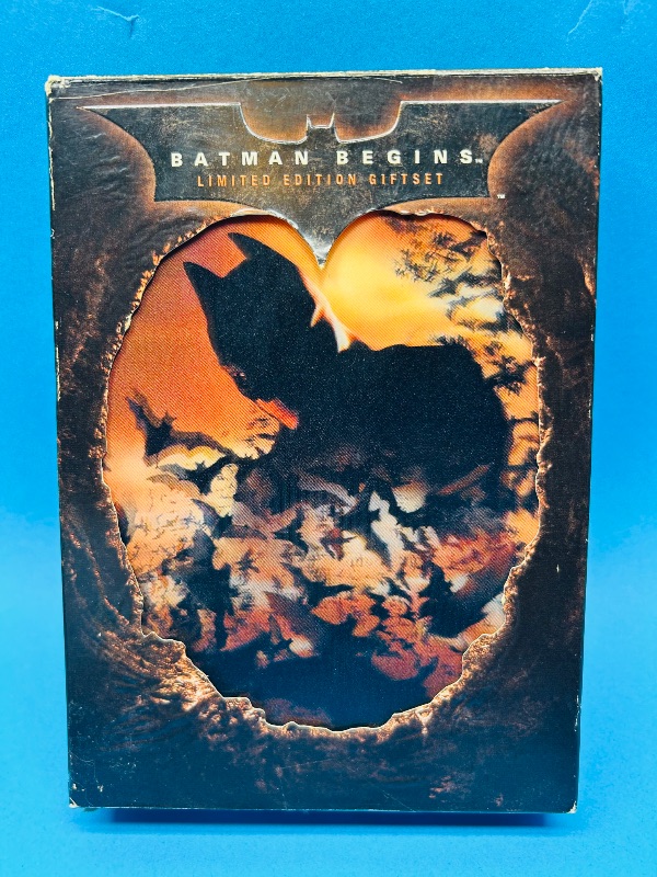 Photo 1 of 687058…Batman Begins limited edition gift set  DVDs 