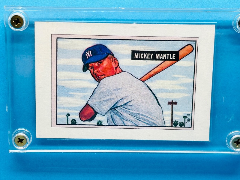 Photo 1 of 687110…1989 Bowman Mickey Mantle sweepstakes card in hard plastic case