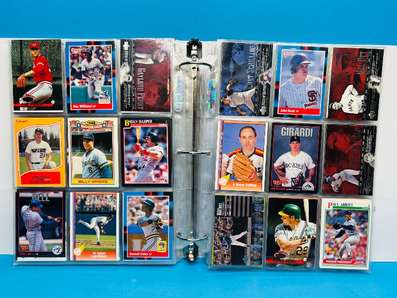 Photo 16 of 687134…final sale no returns/refunds -450 mixed baseball cards in binder